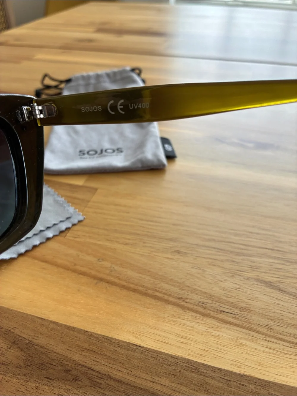 SOJOS Eliza Dark Green Cat Eye Sunglasses